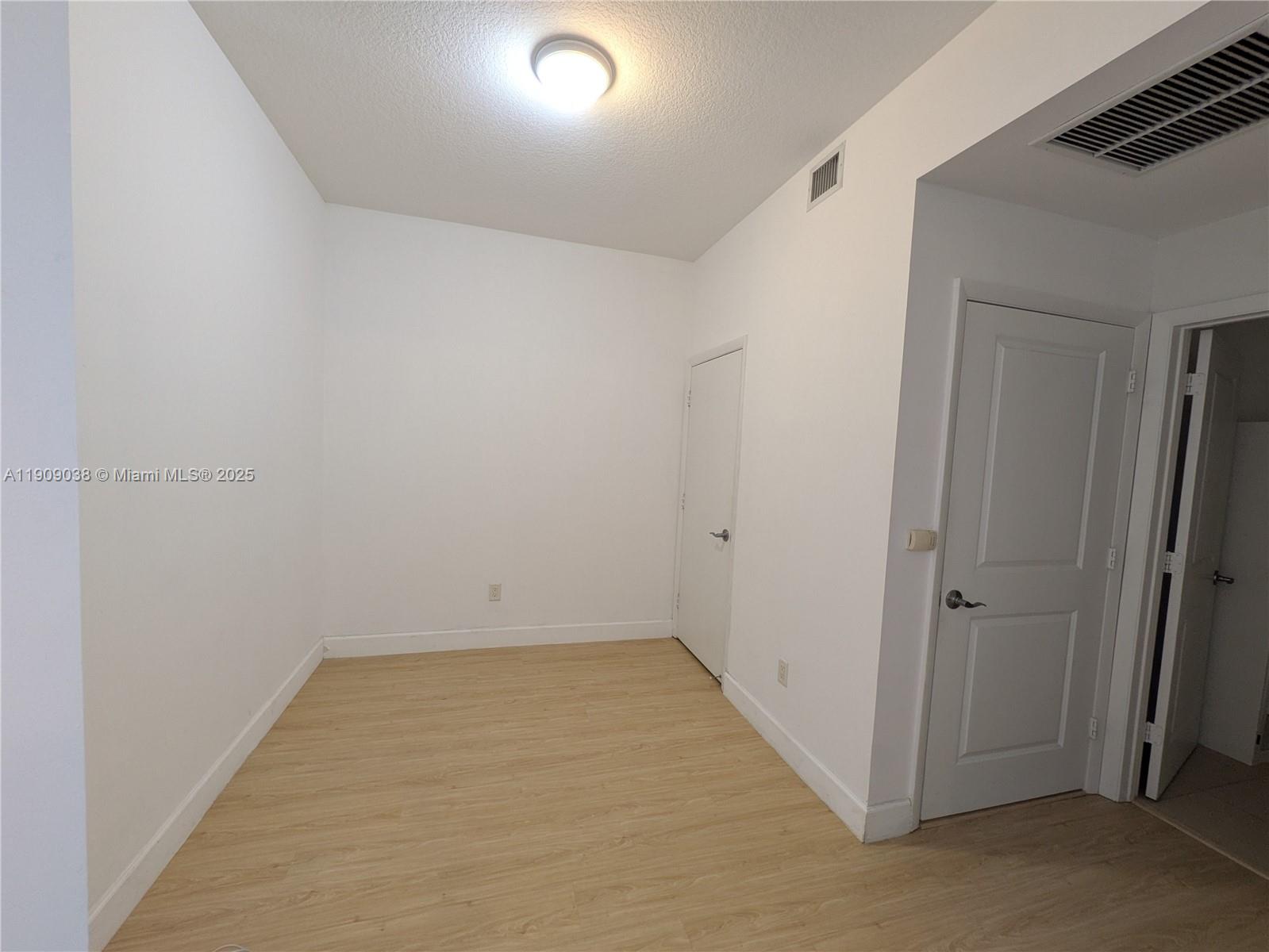 Photo of 1945 Ocean Dr  #1110, Hallandale Beach, Florida, 33009 - 