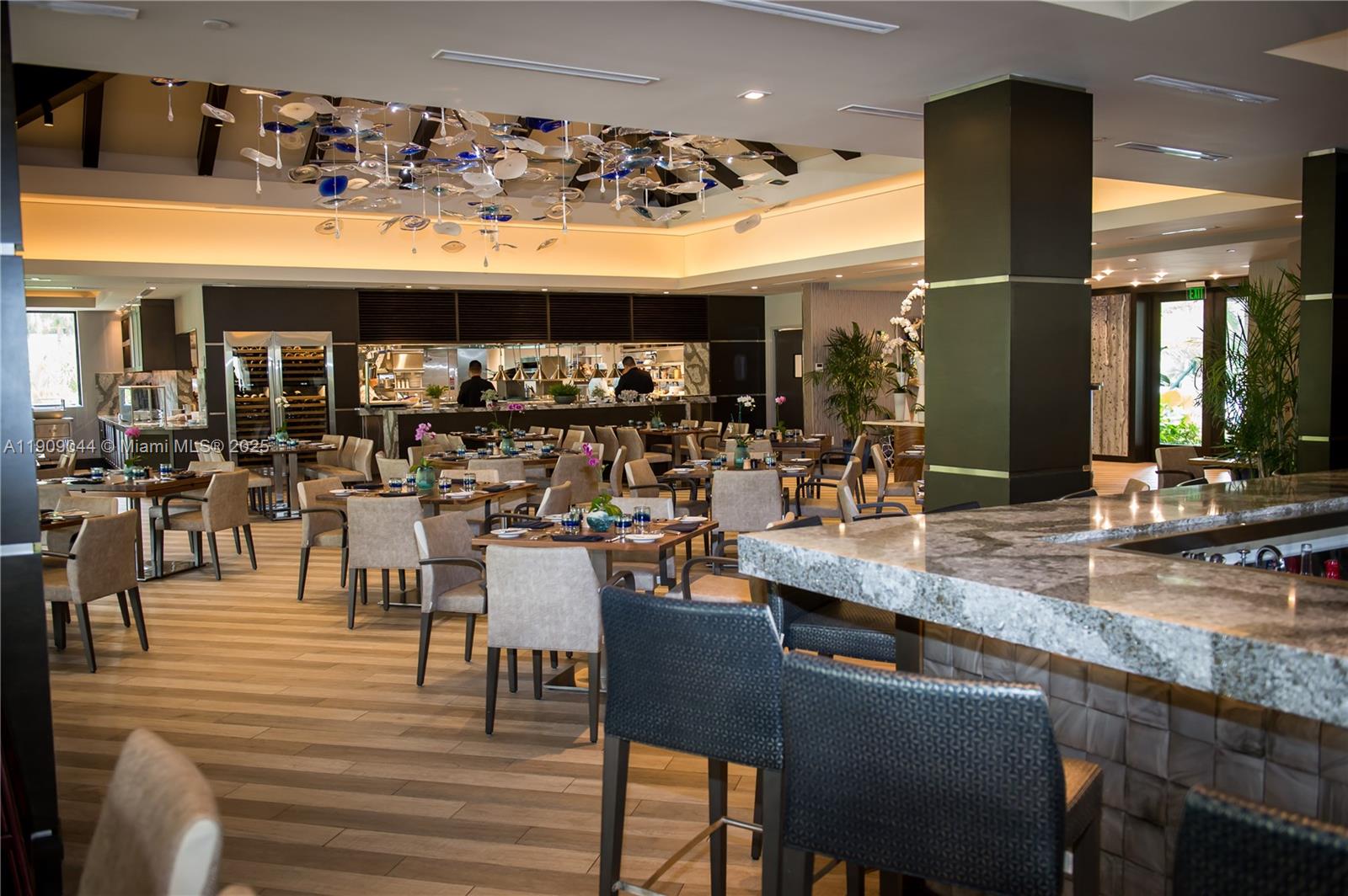 See details 1904 2 / 2 1607 sq. ft. $ 2025-11-05 0 Photo