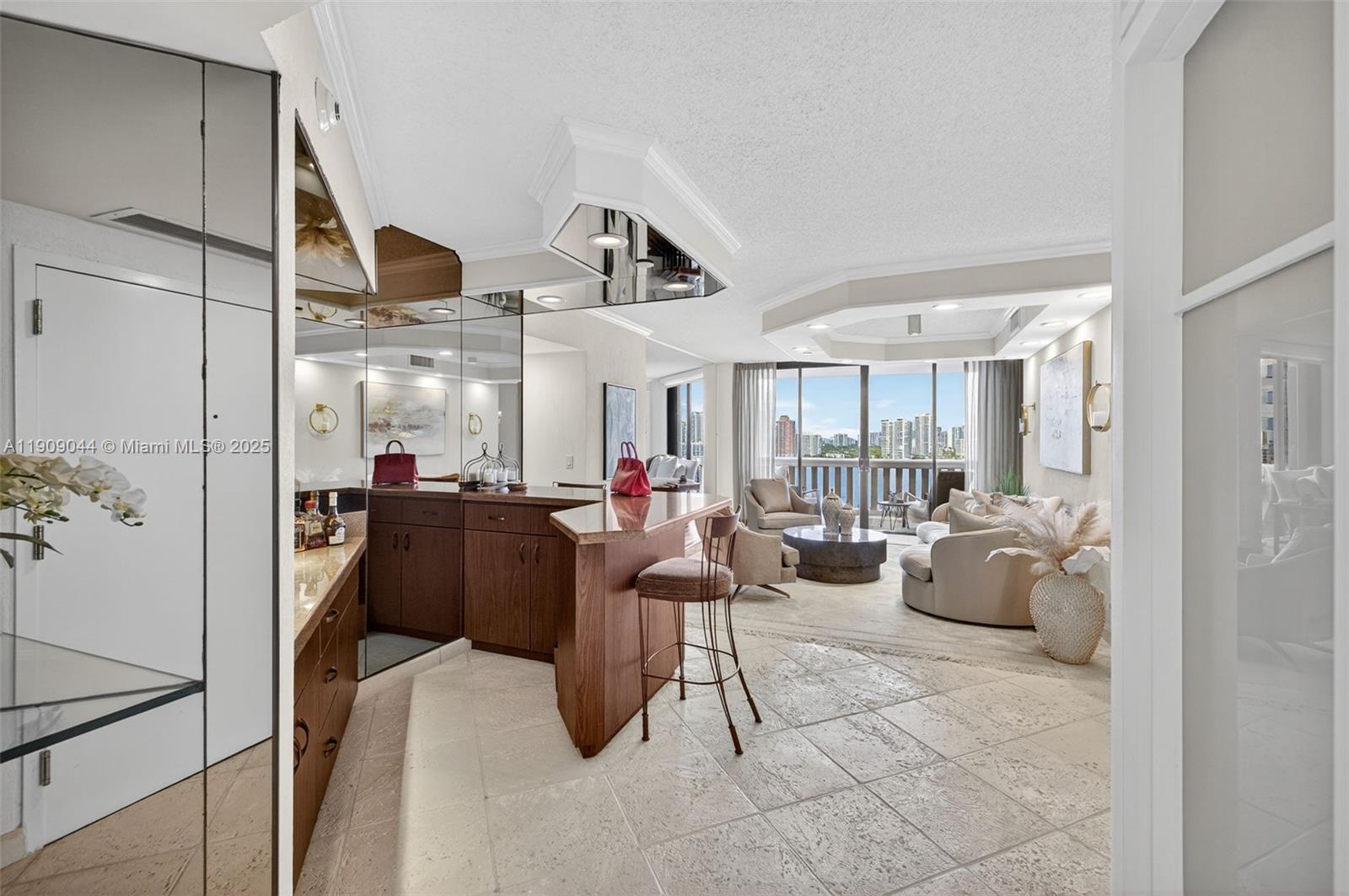 1904 2 / 2 1607 sq. ft. $ 2025-11-05 0 Photo