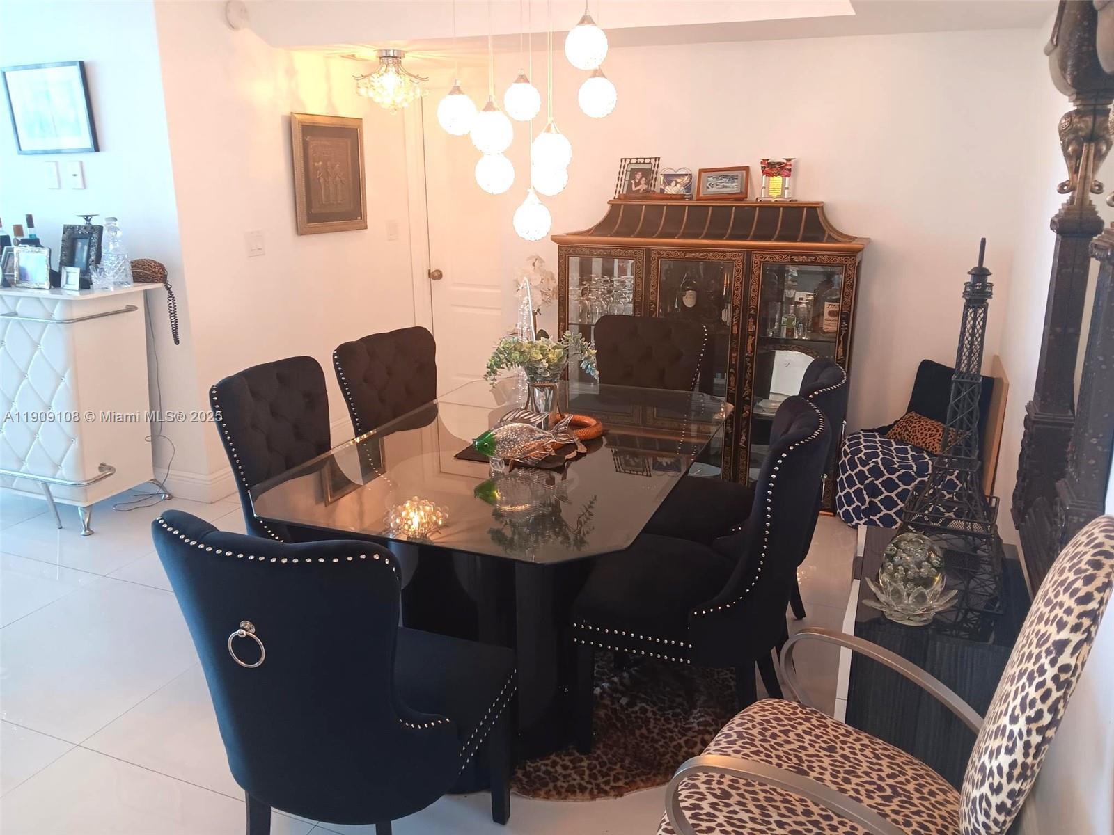 See details 1901 2 / 2 1488 sq. ft. $ 2025-11-05 0 Photo