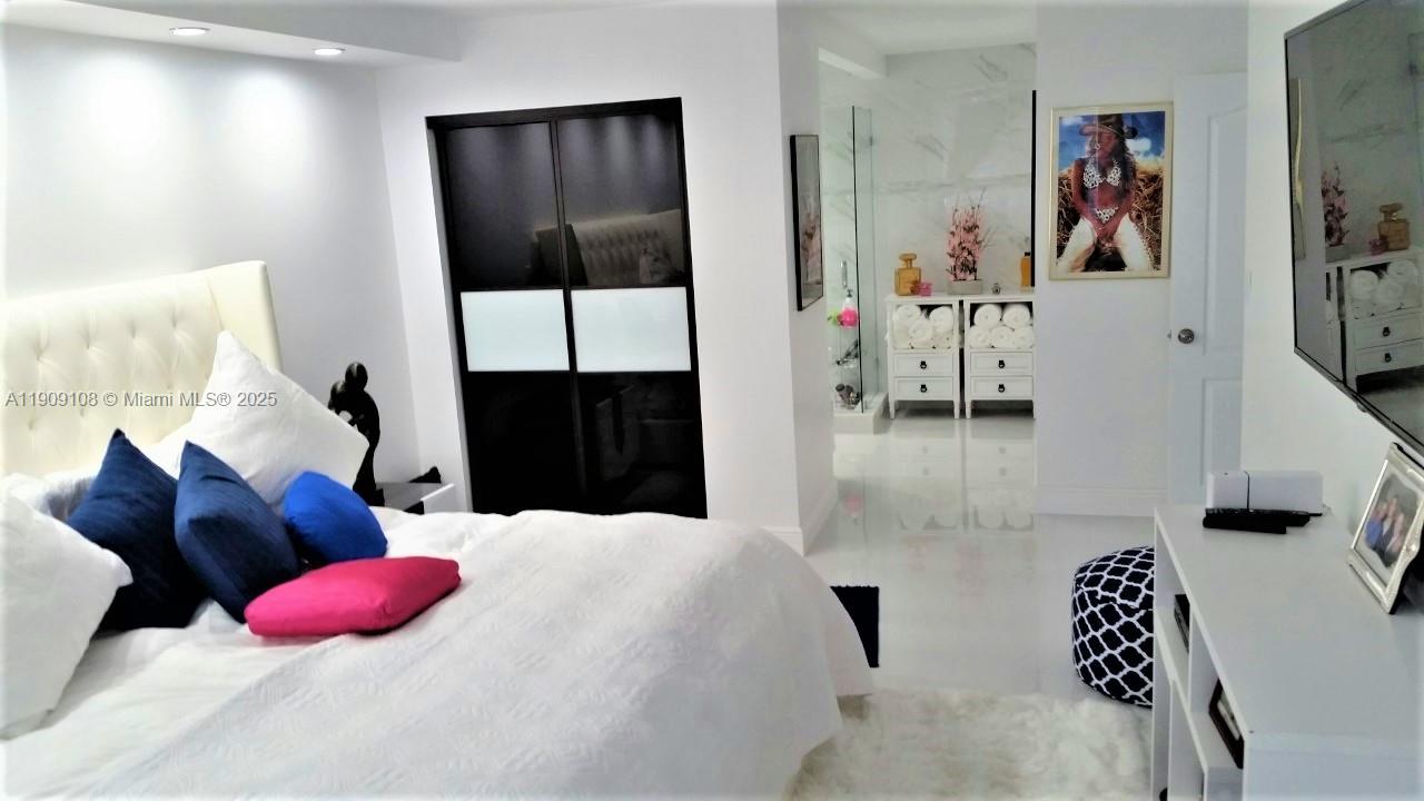 See details 1901 2 / 2 1488 sq. ft. $ 2025-11-05 0 Photo