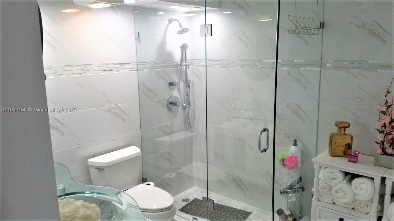 See details 1901 2 / 2 1488 sq. ft. $ 2025-11-05 0 Photo