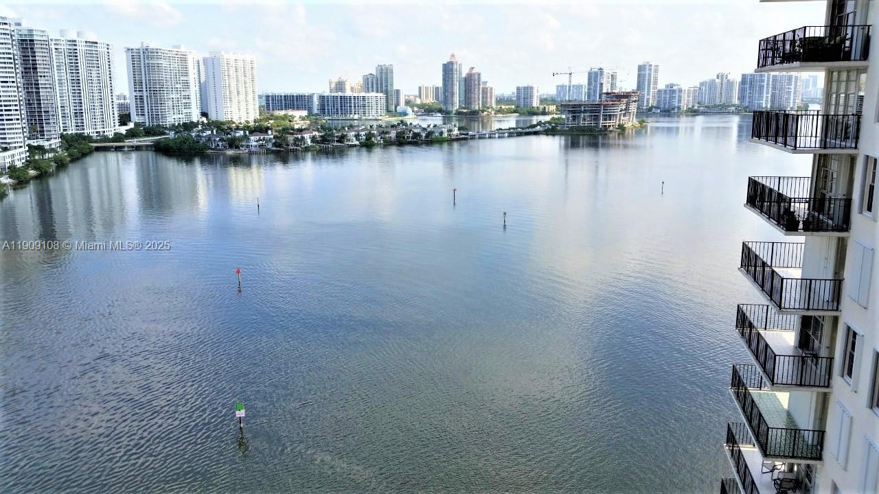 See details 1901 2 / 2 1488 sq. ft. $ 2025-11-05 0 Photo