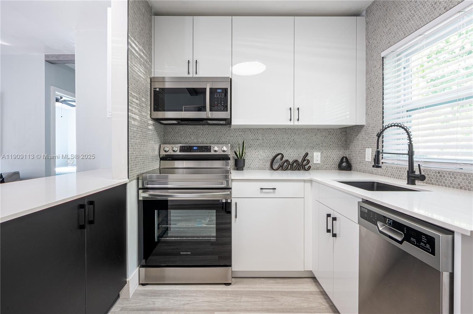 Ver detalles / 1359 sq. ft. $ 2025-11-05 0 foto