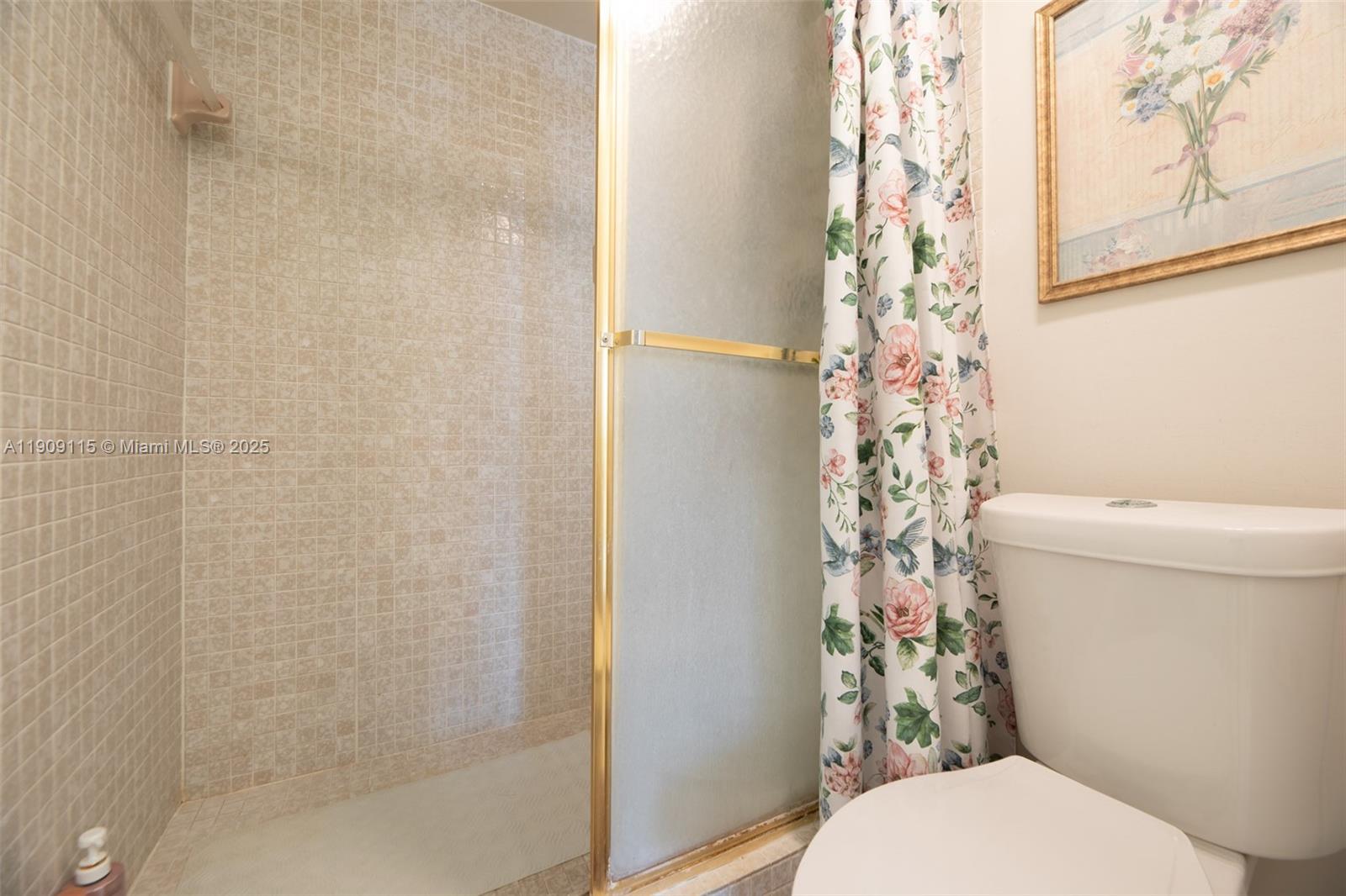 212 2 / 2 1164 кв.футов $ 2025-11-05 0 Фото