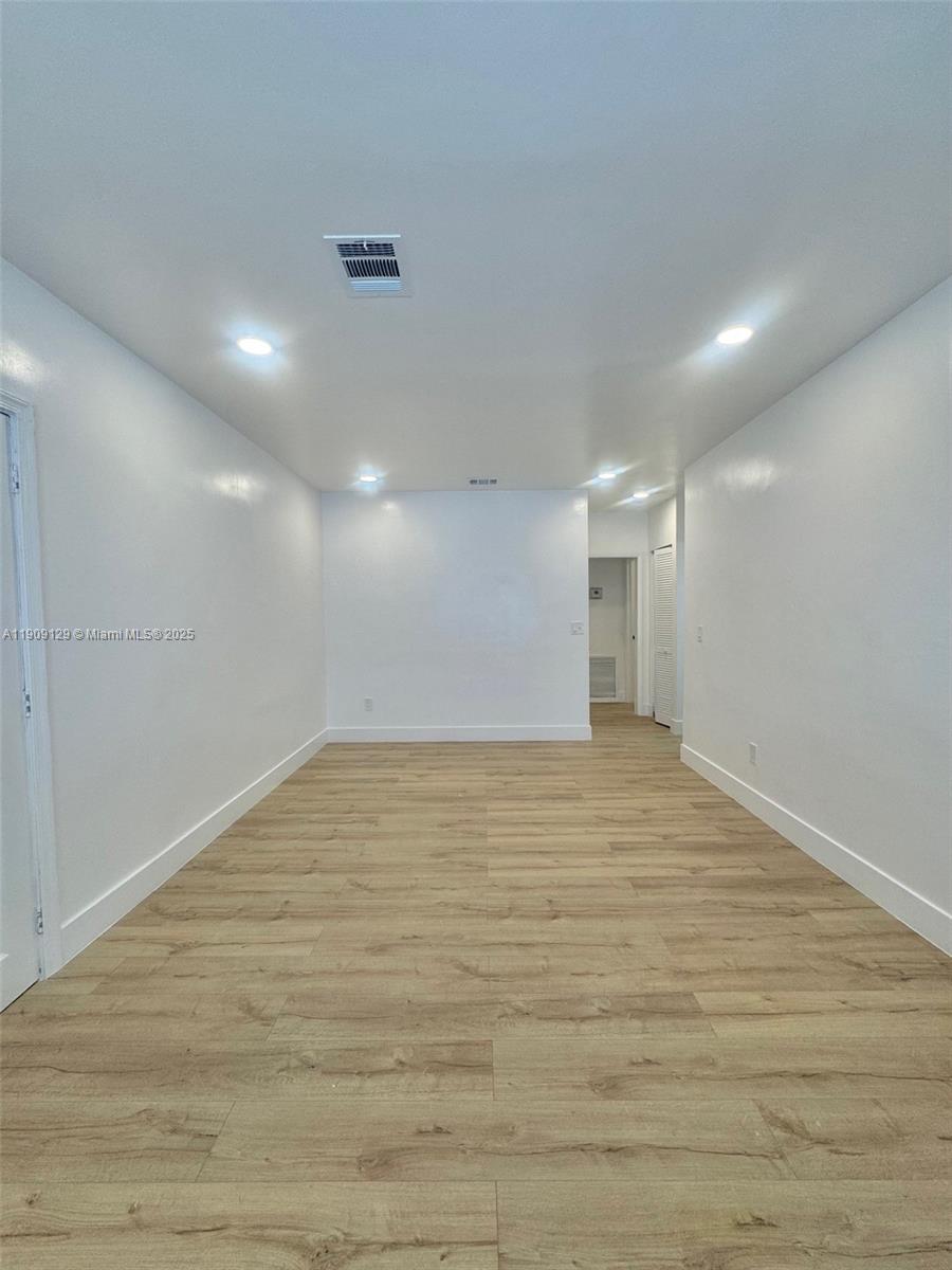   /  2204 sq. ft. $ 2025-11-05 0 Photo