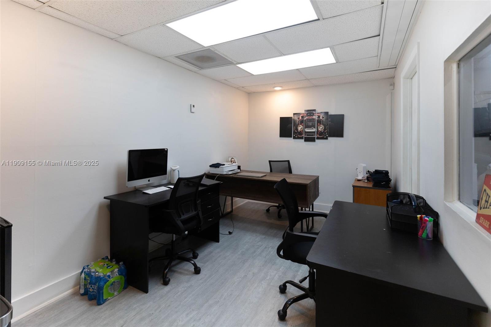 Ver detalles H / sq. ft. $ 2025-11-05 0 foto