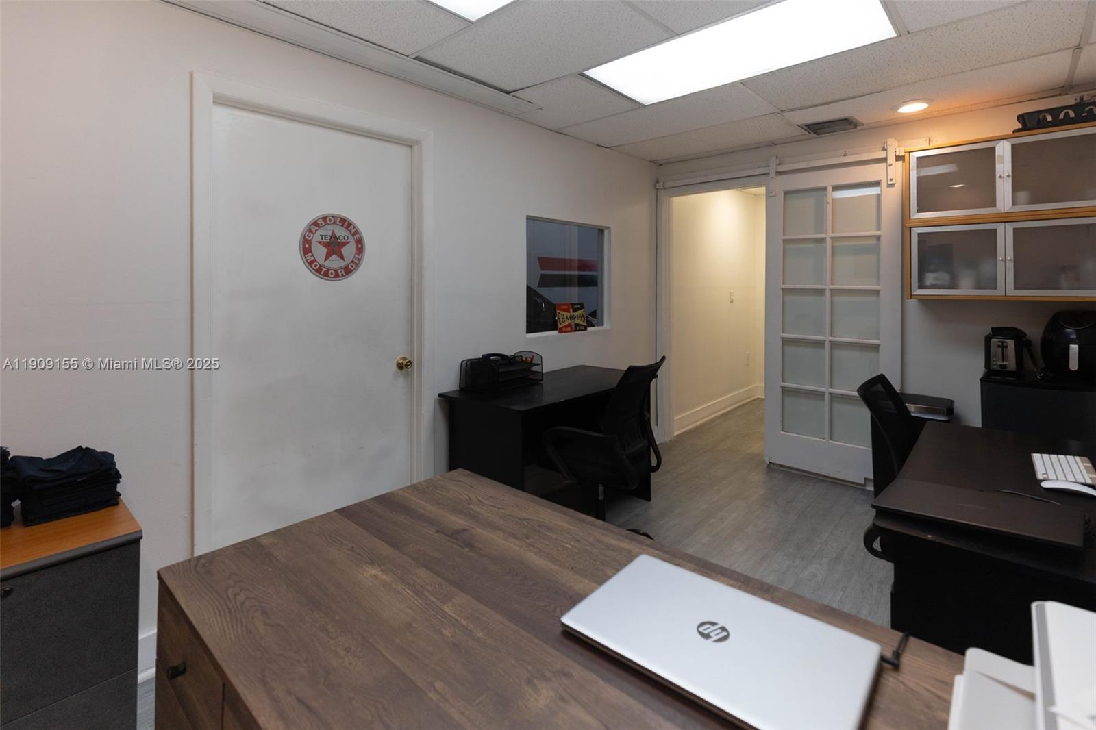 Ver detalles H / sq. ft. $ 2025-11-05 0 foto