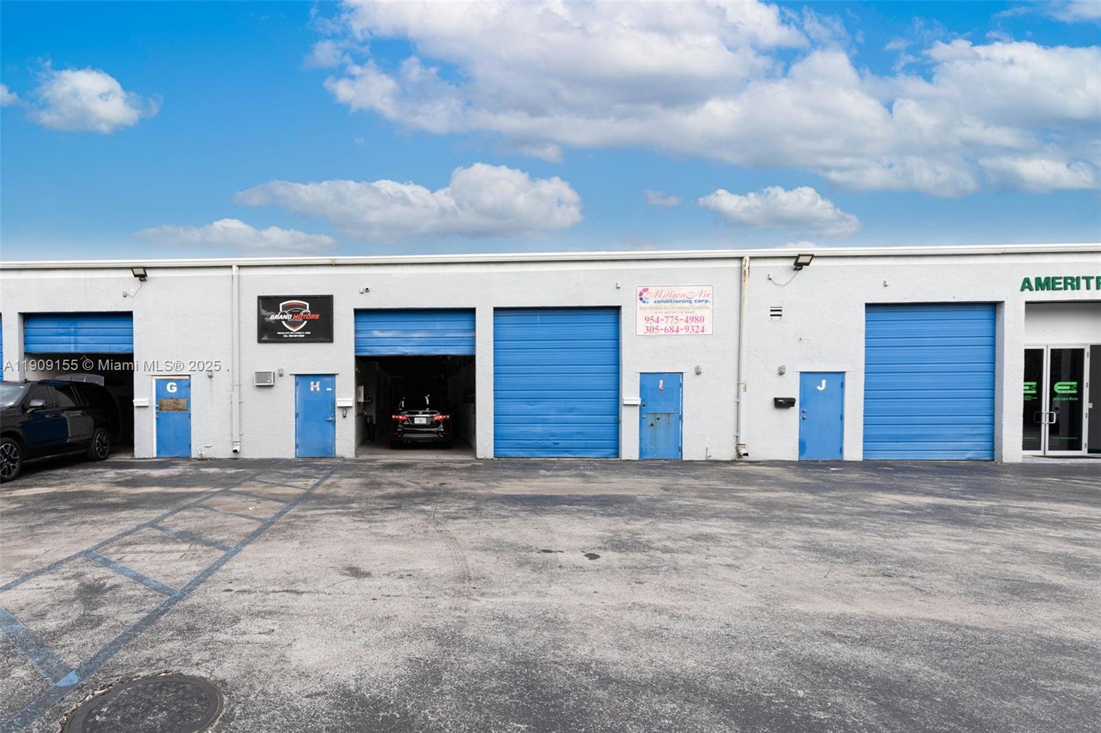 Ver detalles H / sq. ft. $ 2025-11-05 0 foto