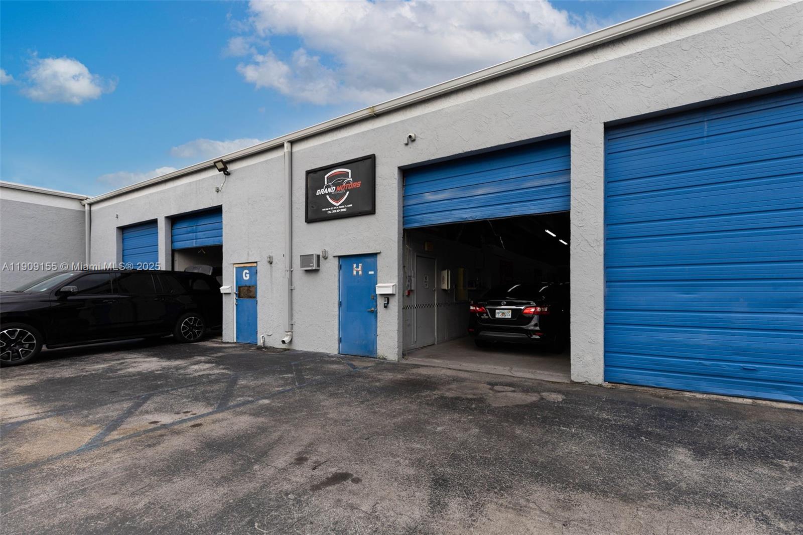 Ver detalles H / sq. ft. $ 2025-11-05 0 foto