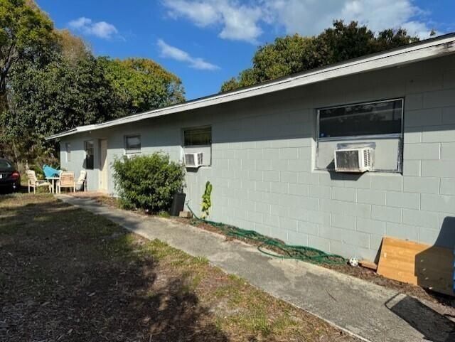   / 0 1600 sq. ft. $ 2025-11-29 0 foto