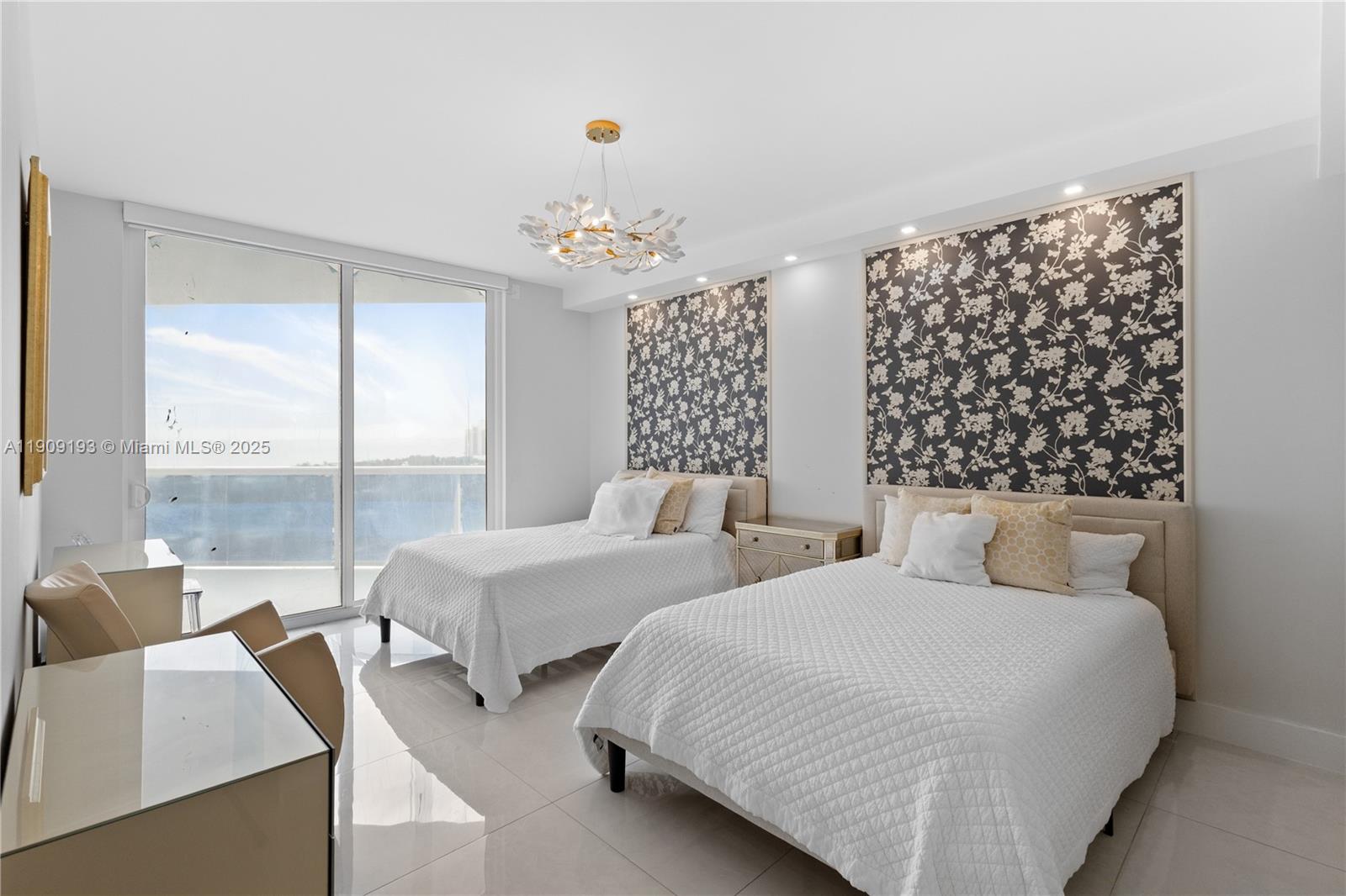 Photo of 3801 207th St  #2002, Aventura, Florida, 33180 - 