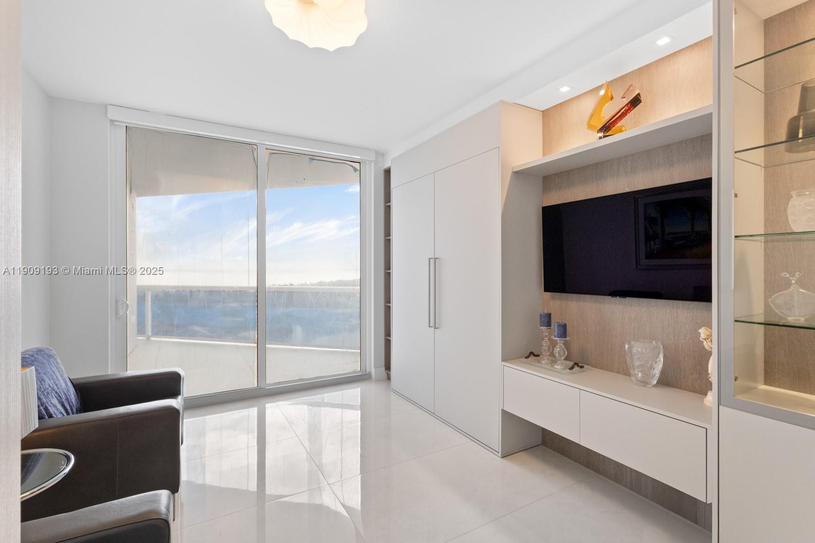 Photo of 3801 207th St  #2002, Aventura, Florida, 33180 - 