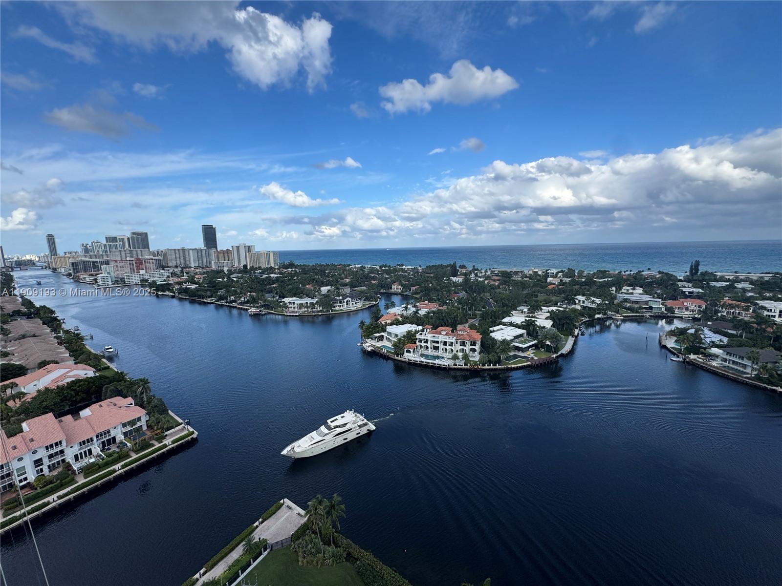 Photo of 3801 207th St  #2002, Aventura, Florida, 33180 - 