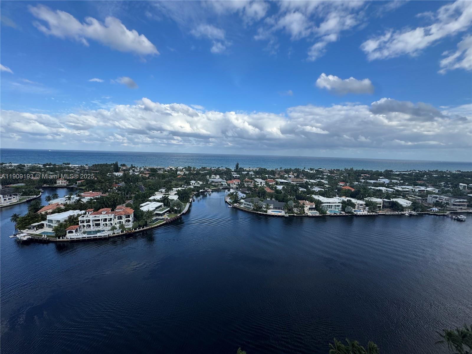 Photo of 3801 207th St  #2002, Aventura, Florida, 33180 - 