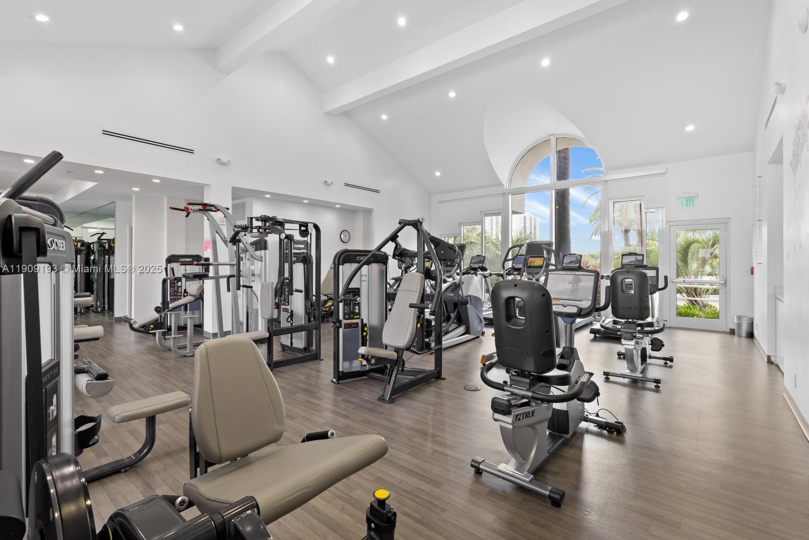 Photo of 3801 207th St  #2002, Aventura, Florida, 33180 - 