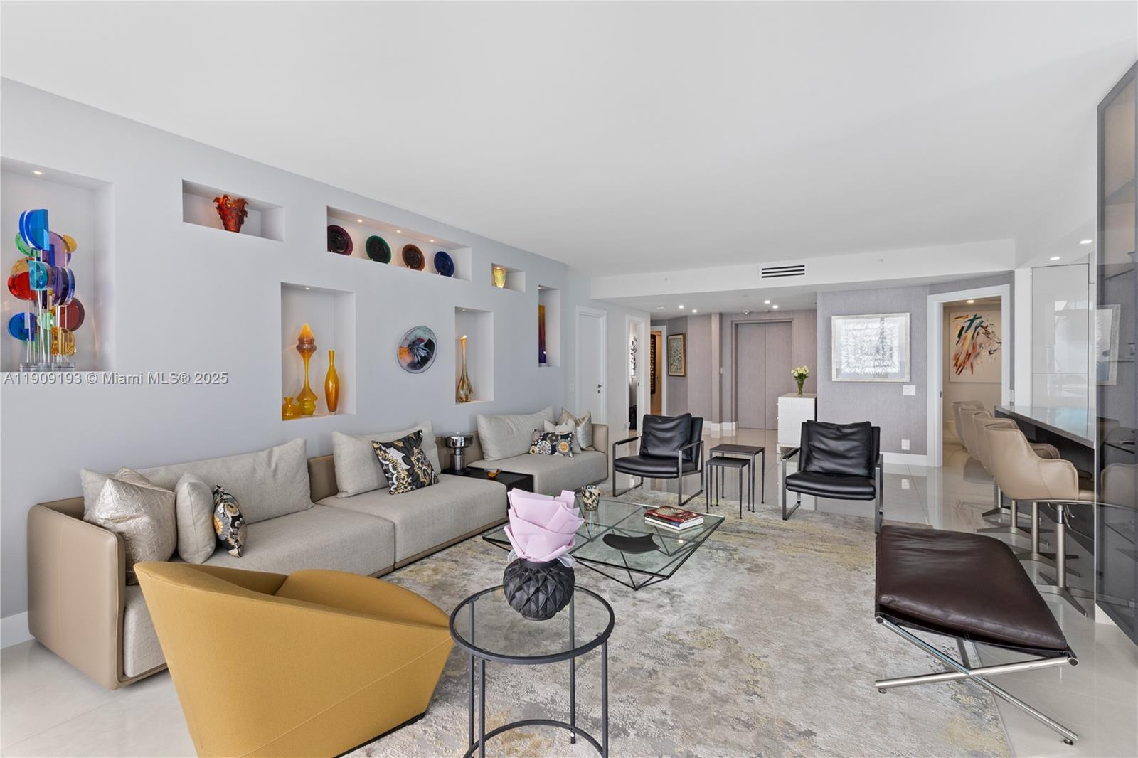 Photo of 3801 207th St  #2002, Aventura, Florida, 33180 - 