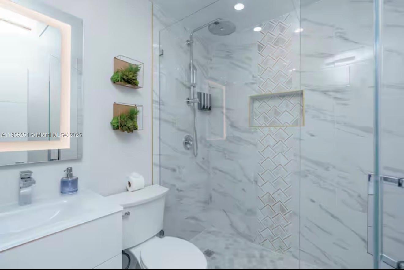 Ver detalles / 4461 sq. ft. $ 2025-11-06 0 foto