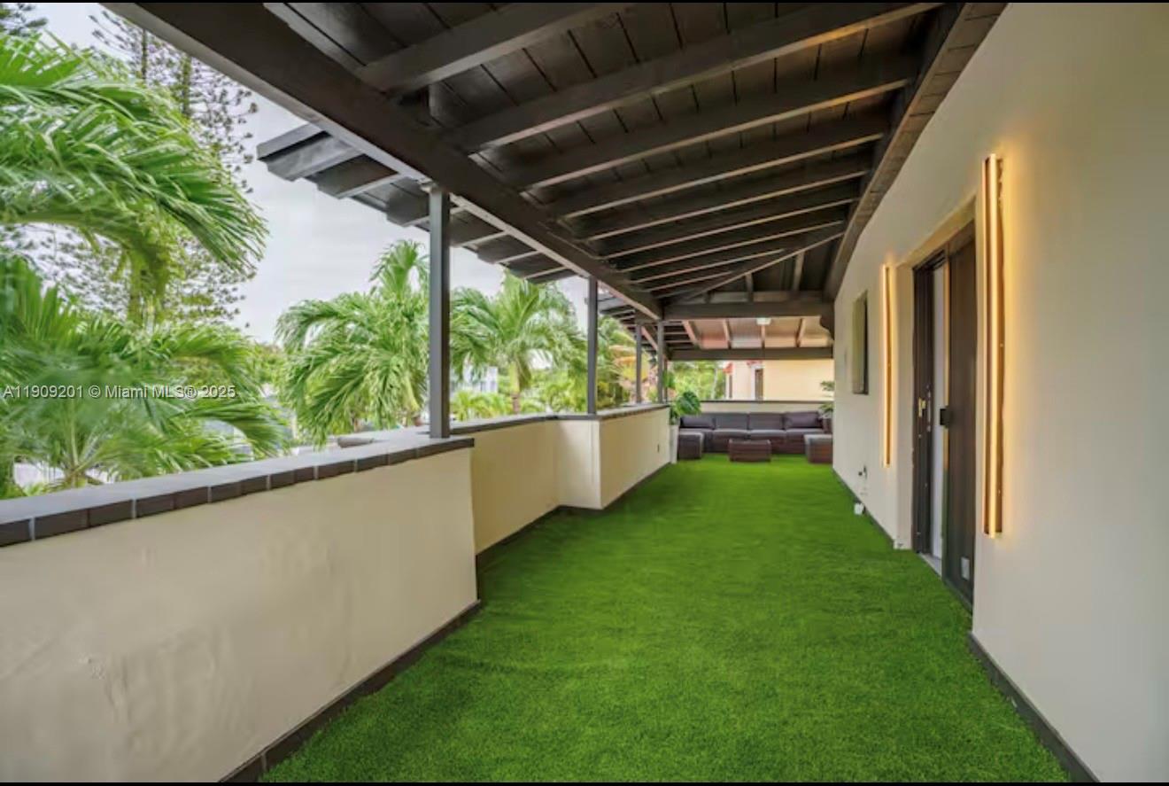 Ver detalles / 4461 sq. ft. $ 2025-11-06 0 foto