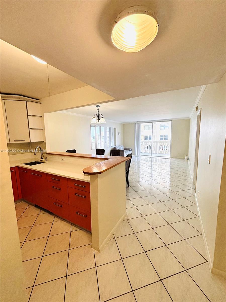 Photo of 1817 Ocean Dr  #622, Hallandale Beach, Florida, 33009 - 