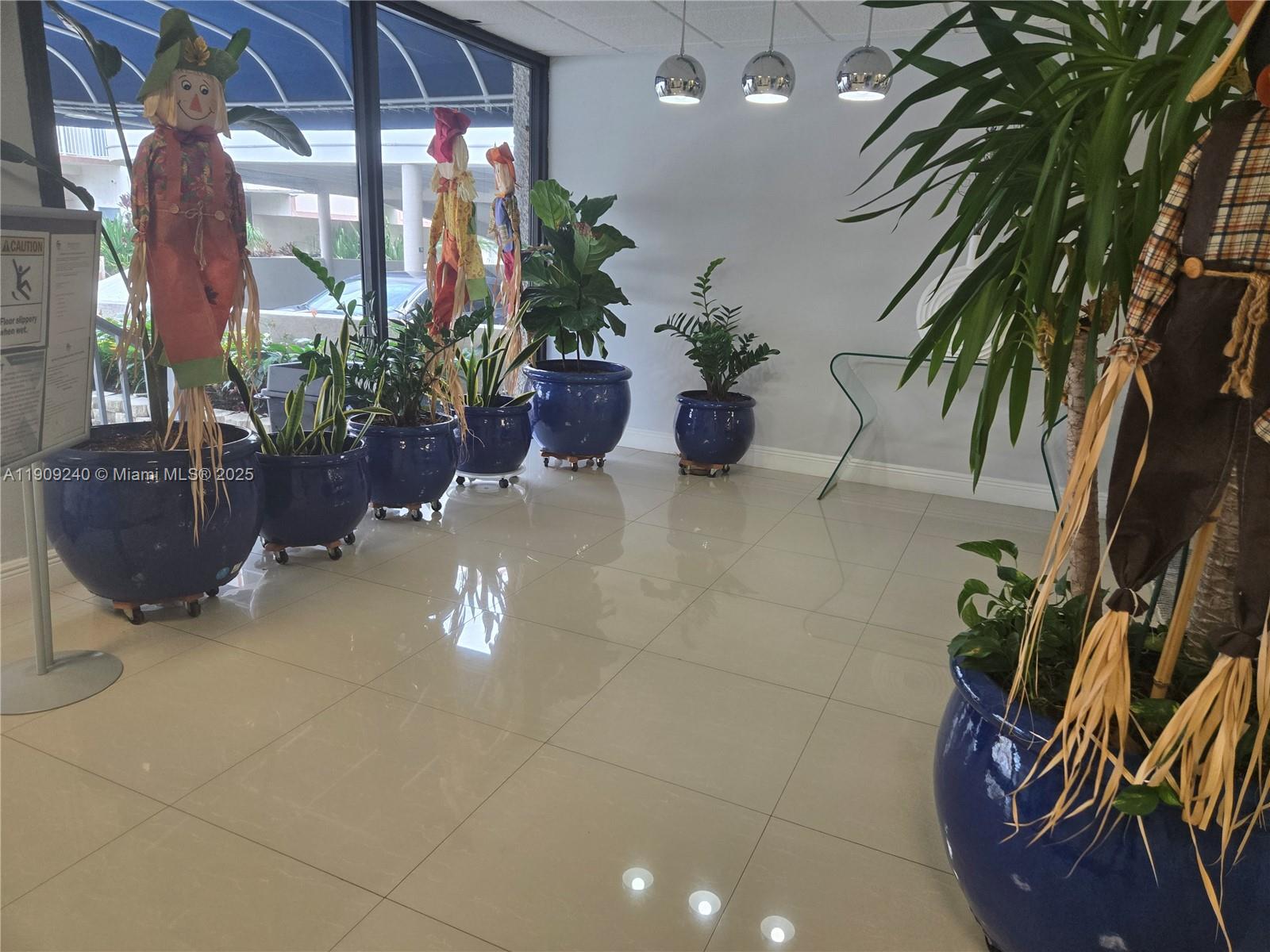 Photo of 1600 Ocean Dr #4I, Hollywood, Florida, 33019 -