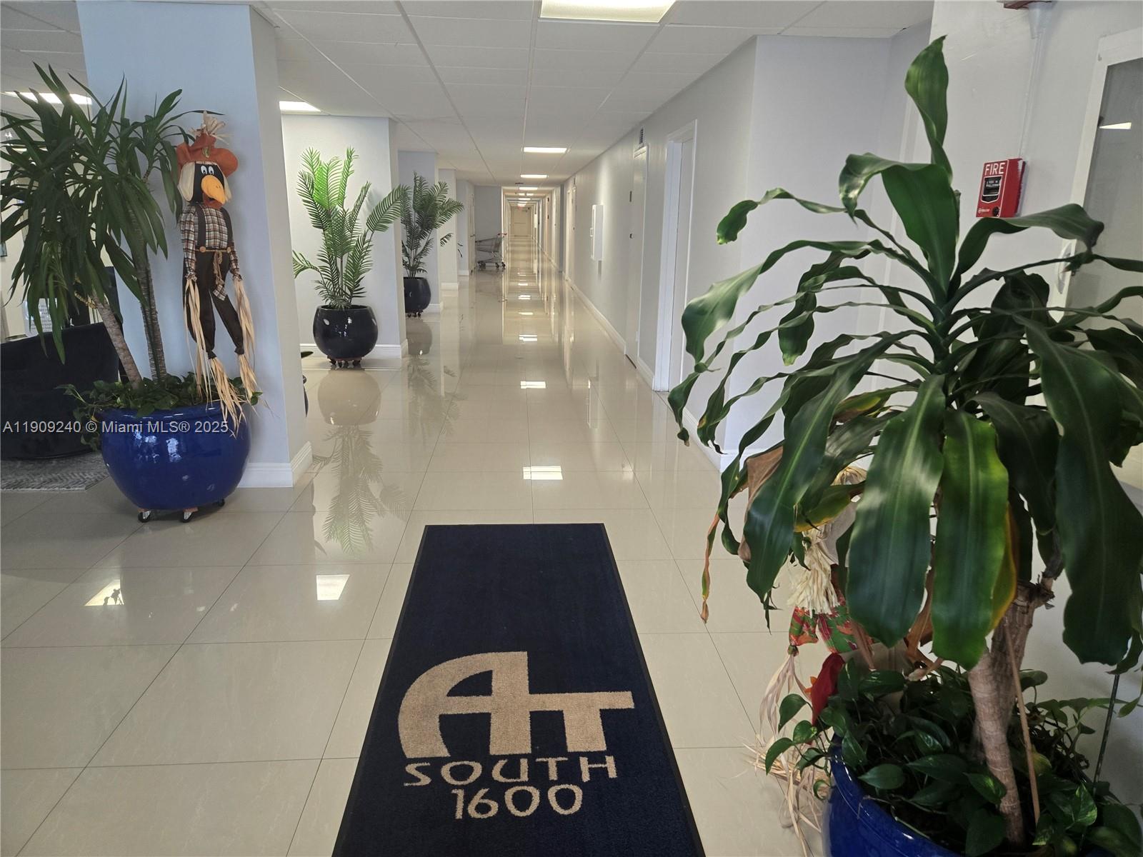 Photo of 1600 Ocean Dr #4I, Hollywood, Florida, 33019 -