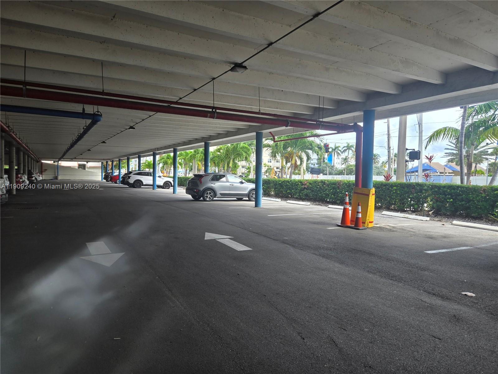 Photo of 1600 Ocean Dr #4I, Hollywood, Florida, 33019 -