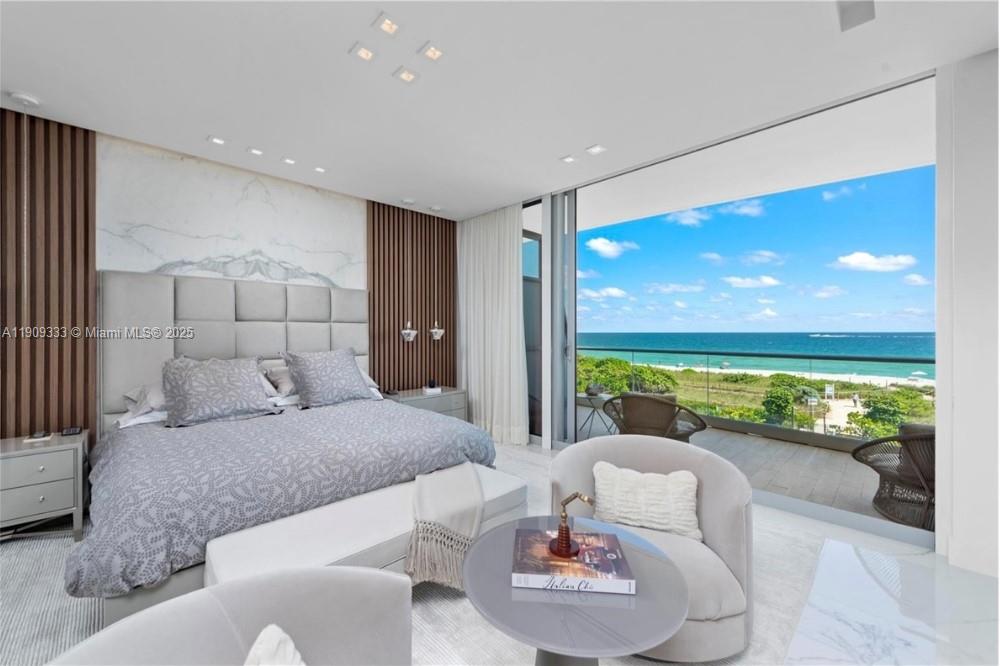 304 3 / 5 3232 sq. ft. $ 2025-11-06 0 Photo