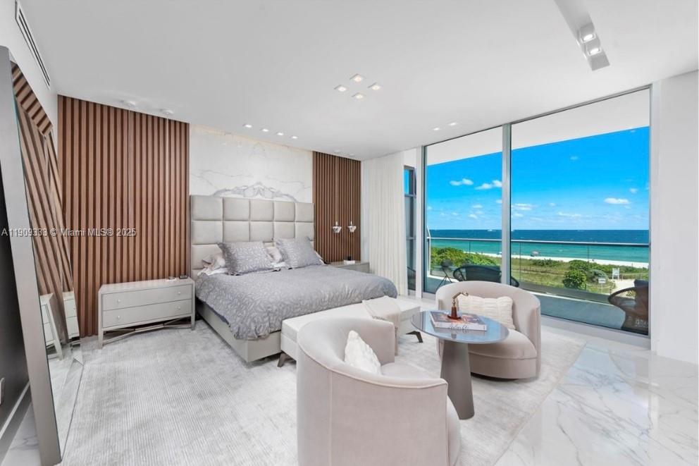 304 3 / 5 3232 sq. ft. $ 2025-11-06 0 Photo