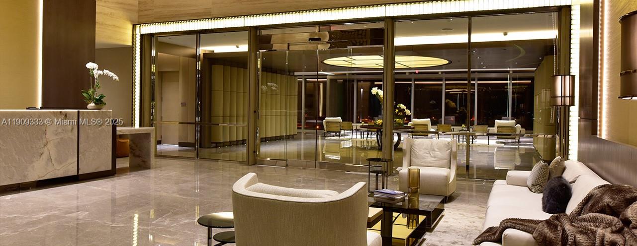 304 3 / 5 3232 sq. ft. $ 2025-11-06 0 Photo