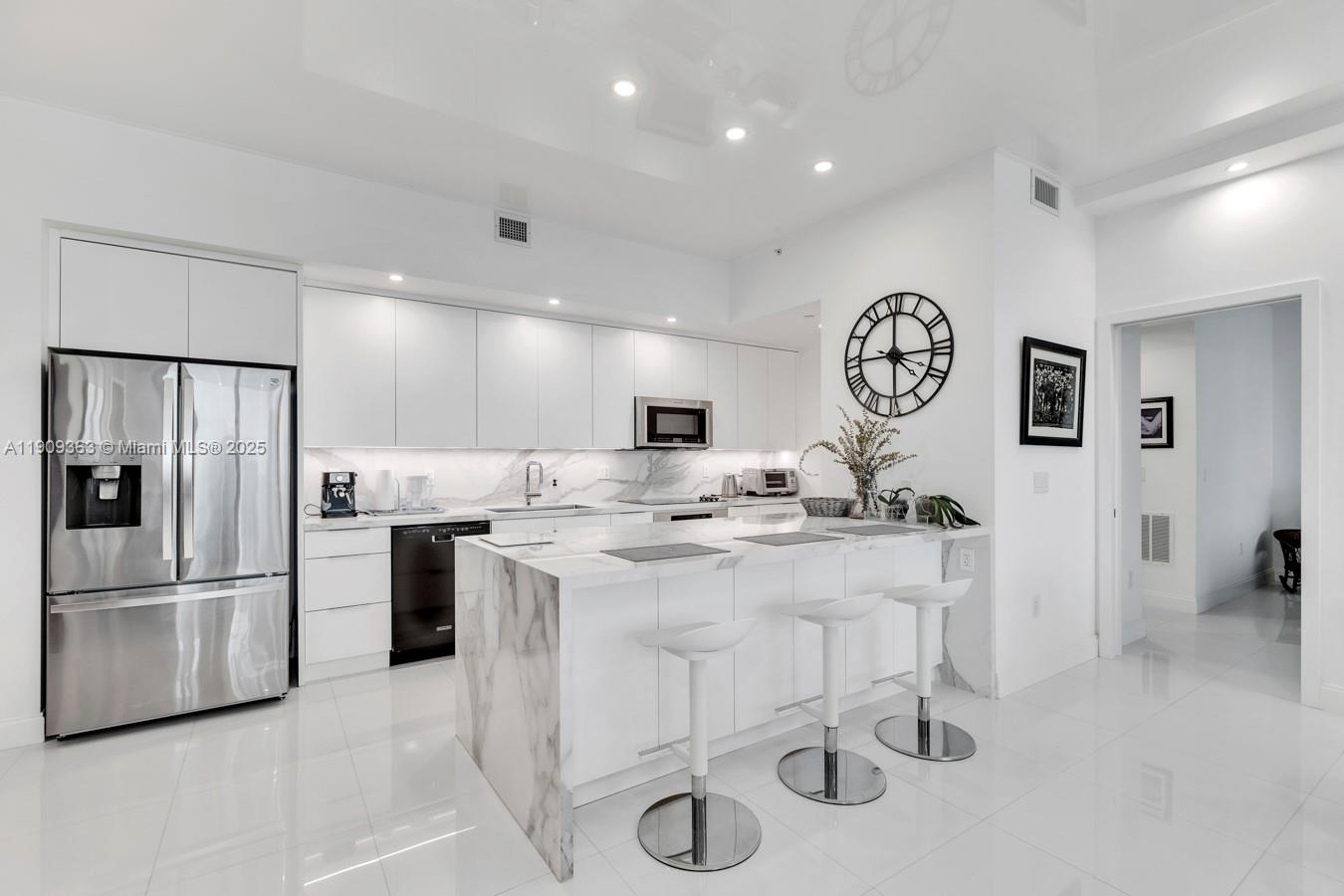 Photo of 3131 188th St #2-1004, Aventura, Florida, 33180 -