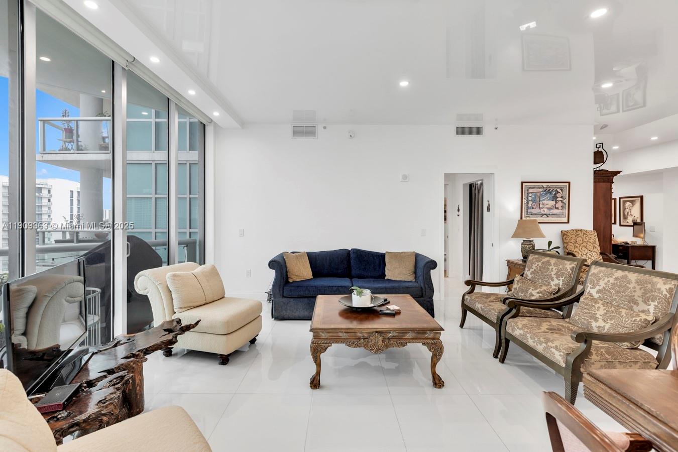 Photo of 3131 188th St #2-1004, Aventura, Florida, 33180 -