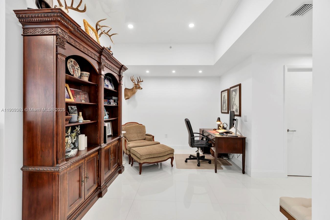 Photo of 3131 188th St #2-1004, Aventura, Florida, 33180 -