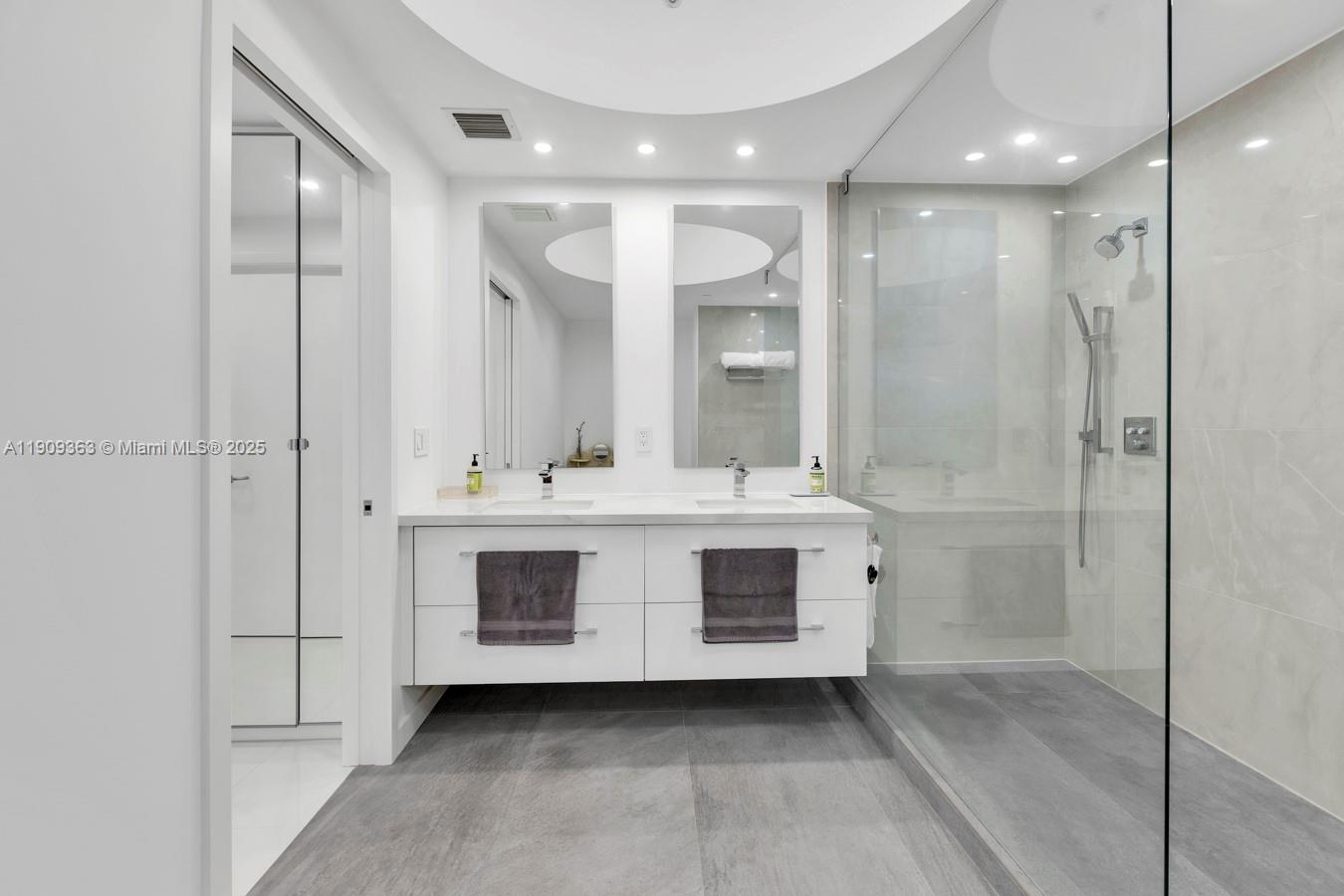 Photo of 3131 188th St #2-1004, Aventura, Florida, 33180 -