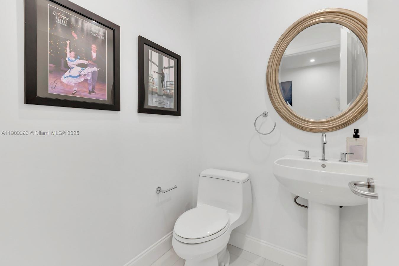 Photo of 3131 188th St #2-1004, Aventura, Florida, 33180 -