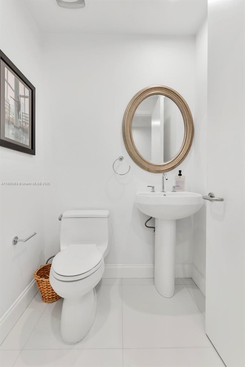 Photo of 3131 188th St #2-1004, Aventura, Florida, 33180 -