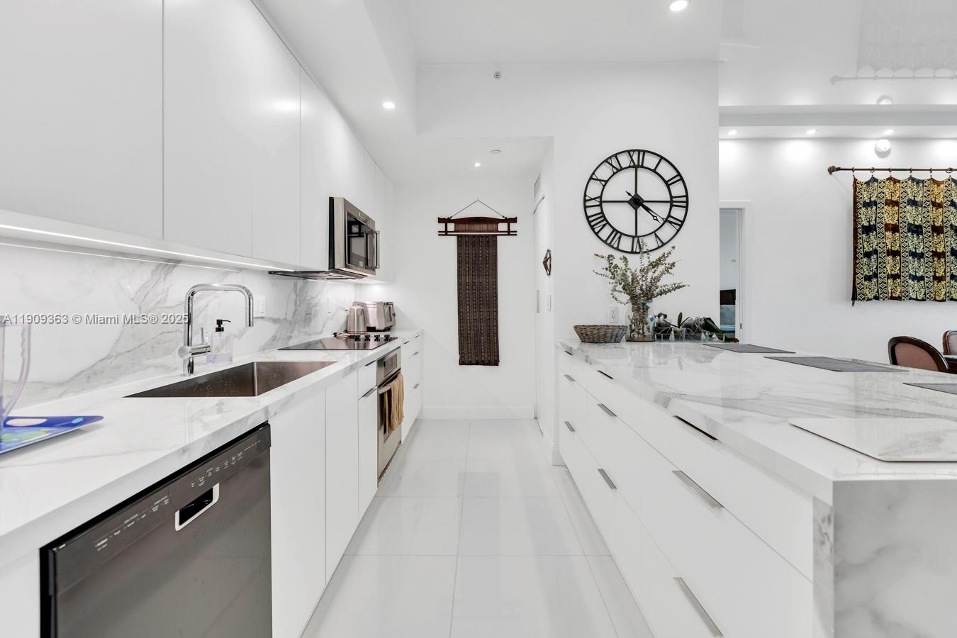 Photo of 3131 188th St #2-1004, Aventura, Florida, 33180 -