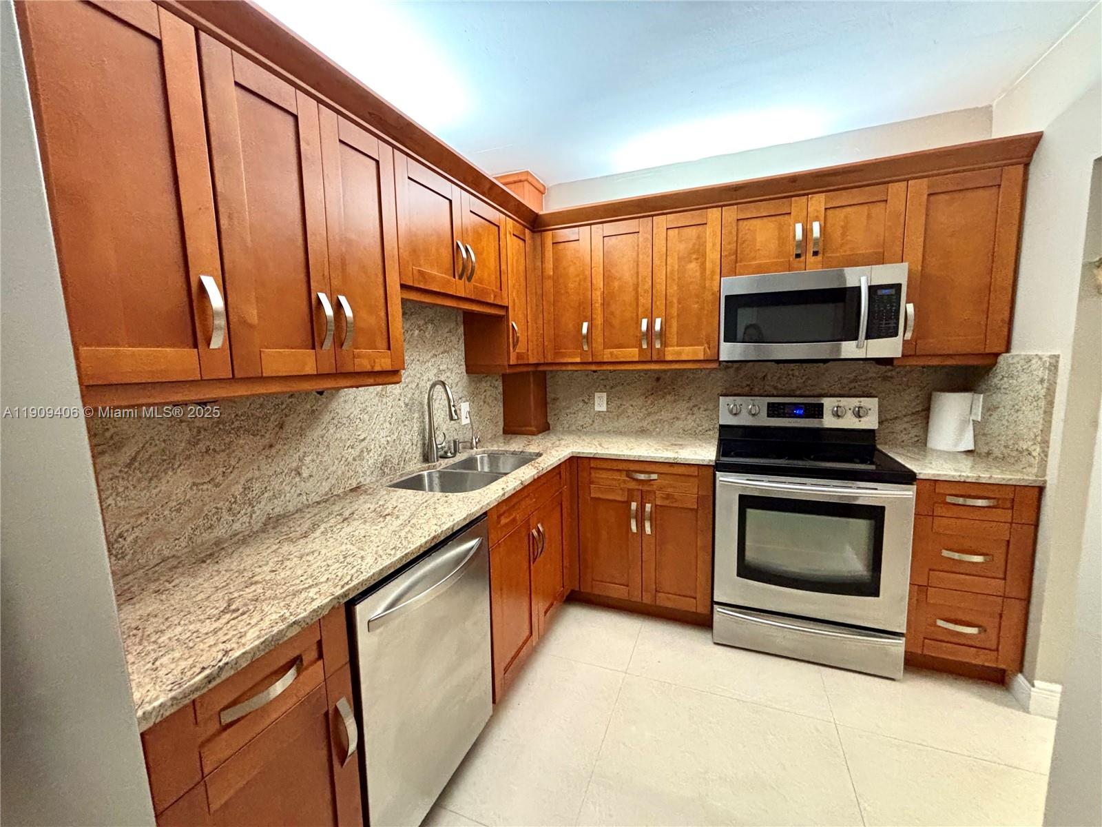 617B 2 / 2 1132 sq. ft. $ 2025-11-06 0 Photo