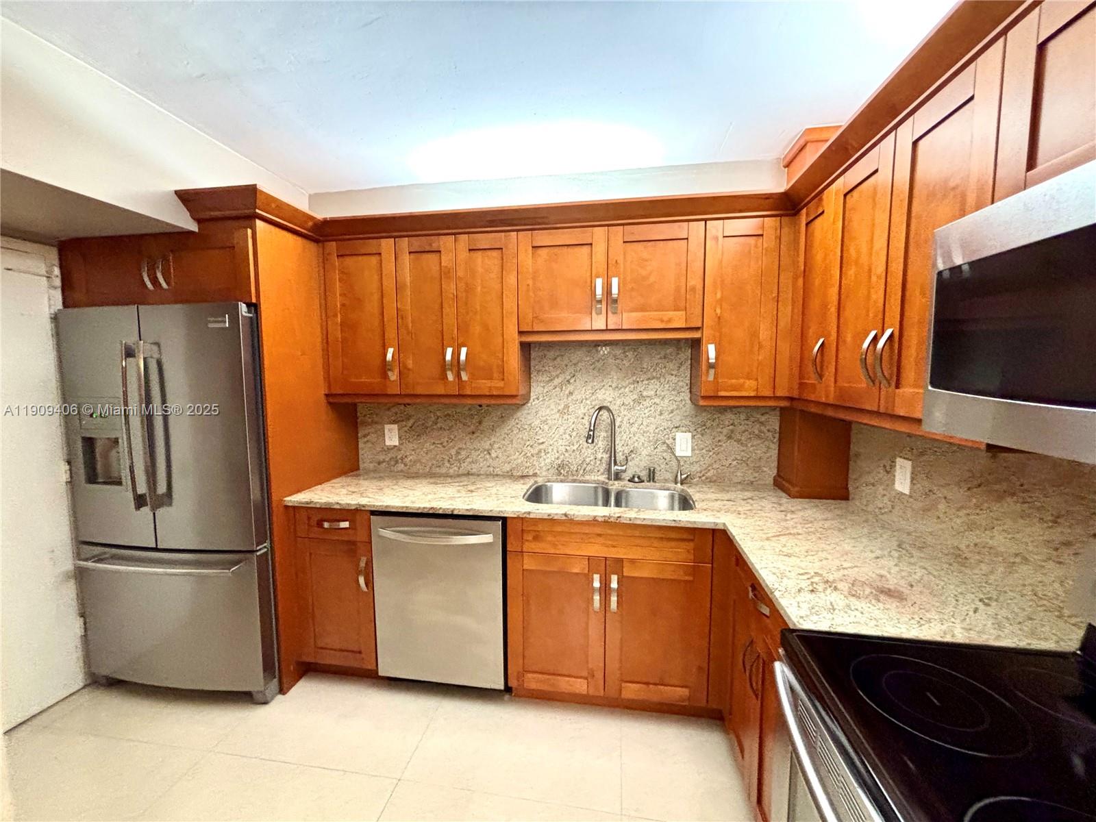 617B 2 / 2 1132 sq. ft. $ 2025-11-06 0 Photo