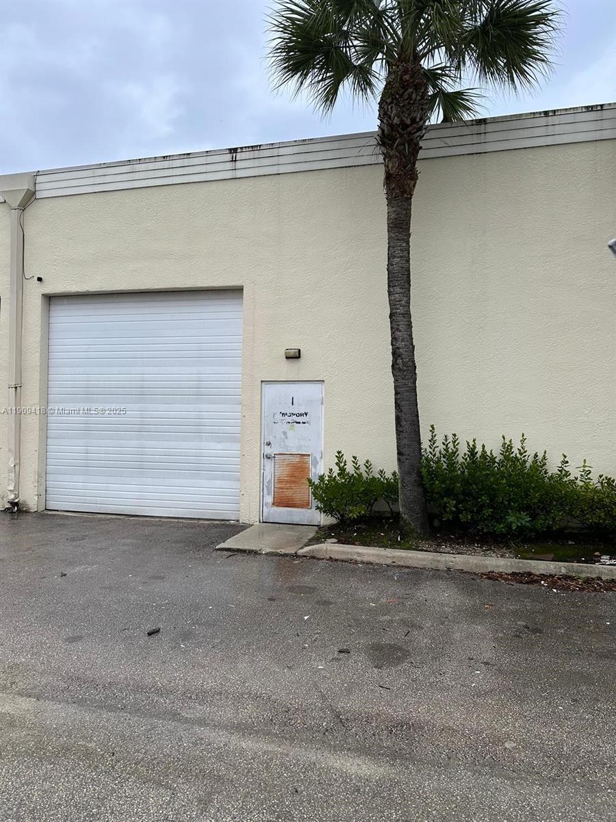 Ver detalles I / sq. ft. $ 2025-11-06 0 foto