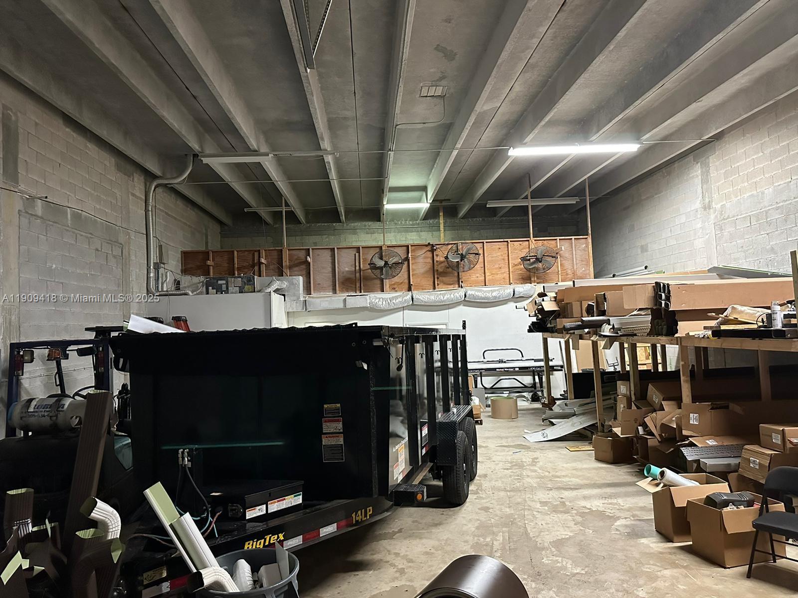 Ver detalles I / sq. ft. $ 2025-11-06 0 foto