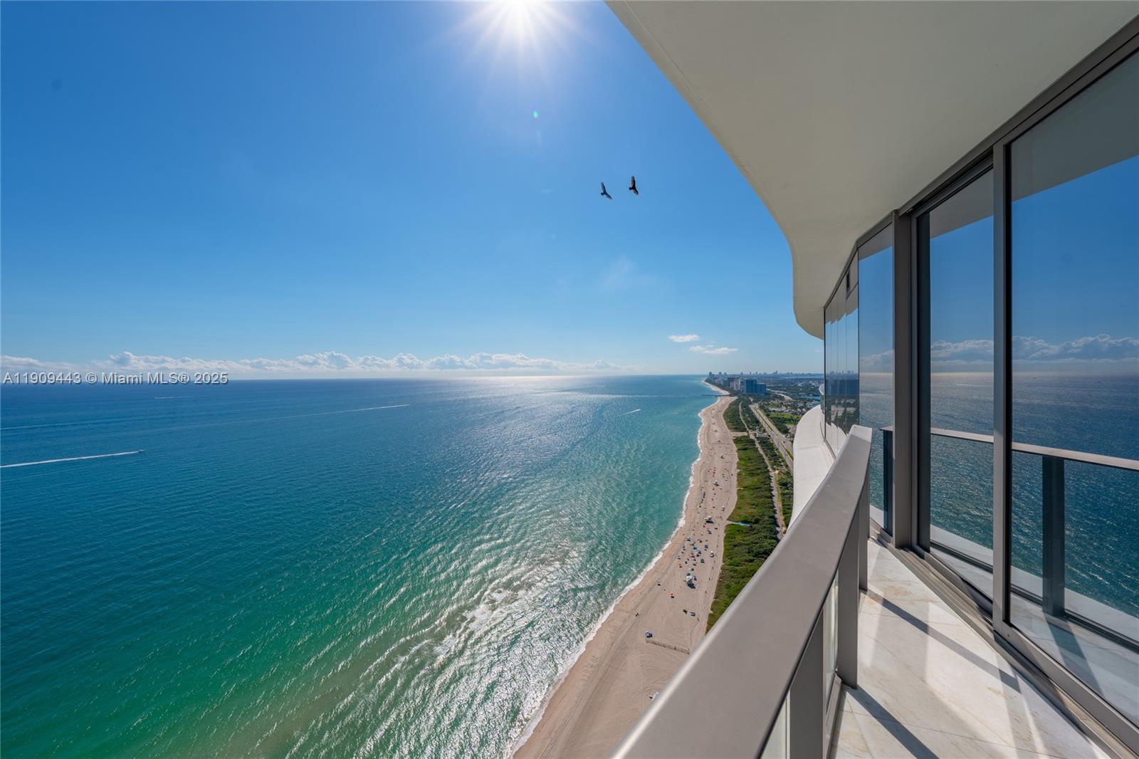 Подробнее 4303 2 / 3 1447 кв.футов $ 2025-11-06 0 Фото