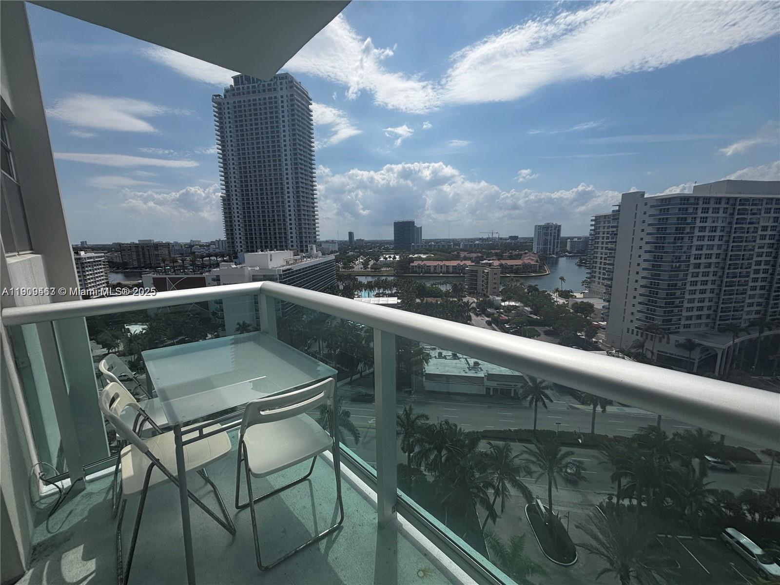 Photo of 3901 Ocean Drive  #15P, Hollywood, Florida, 33019 - 