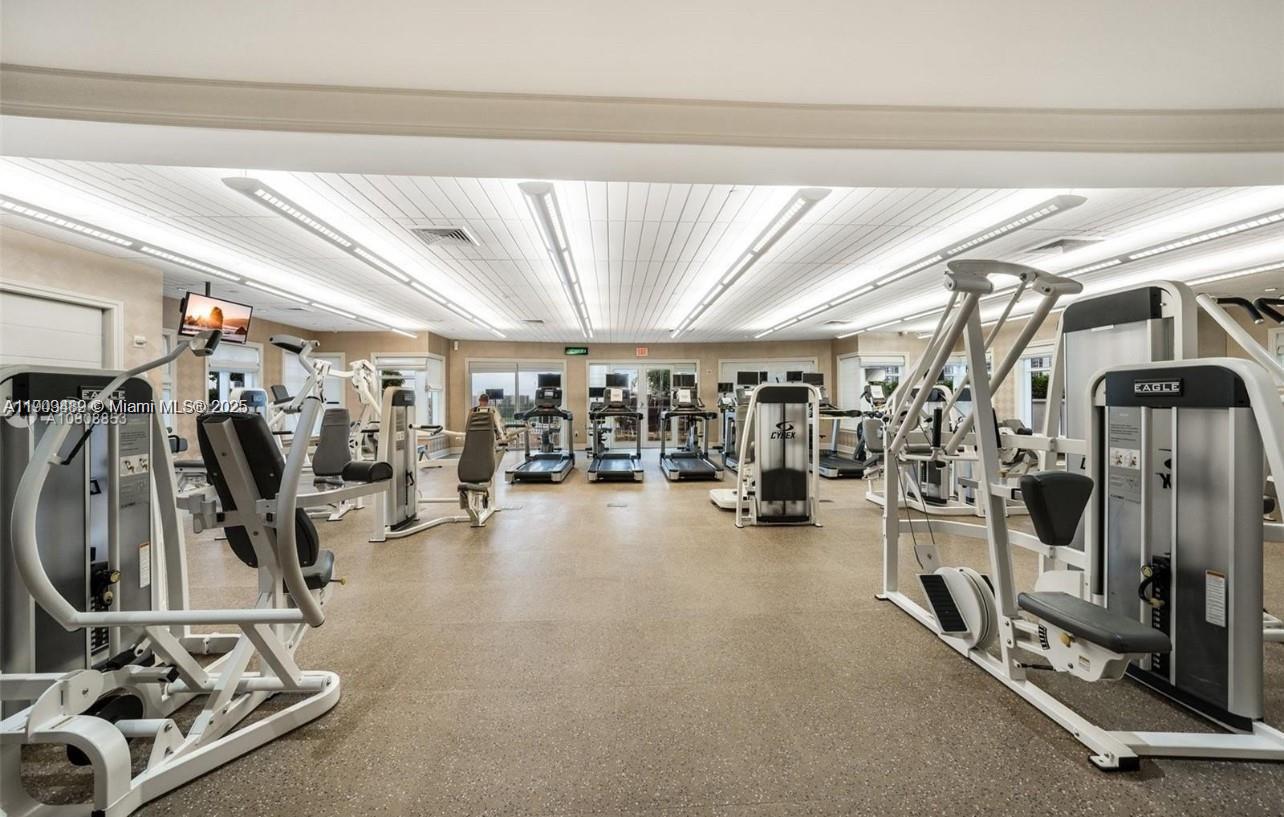 Photo of 19900 Country Club Dr  #318, Aventura, Florida, 33180 - 