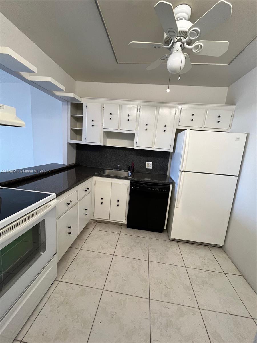 Photo of 20301 Country Club Dr #625, Aventura, Florida, 33180 -