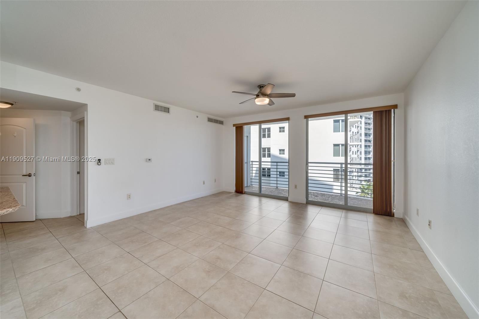 Photo of 1830 Radius Dr  #823, Hollywood, Florida, 33020 - living room