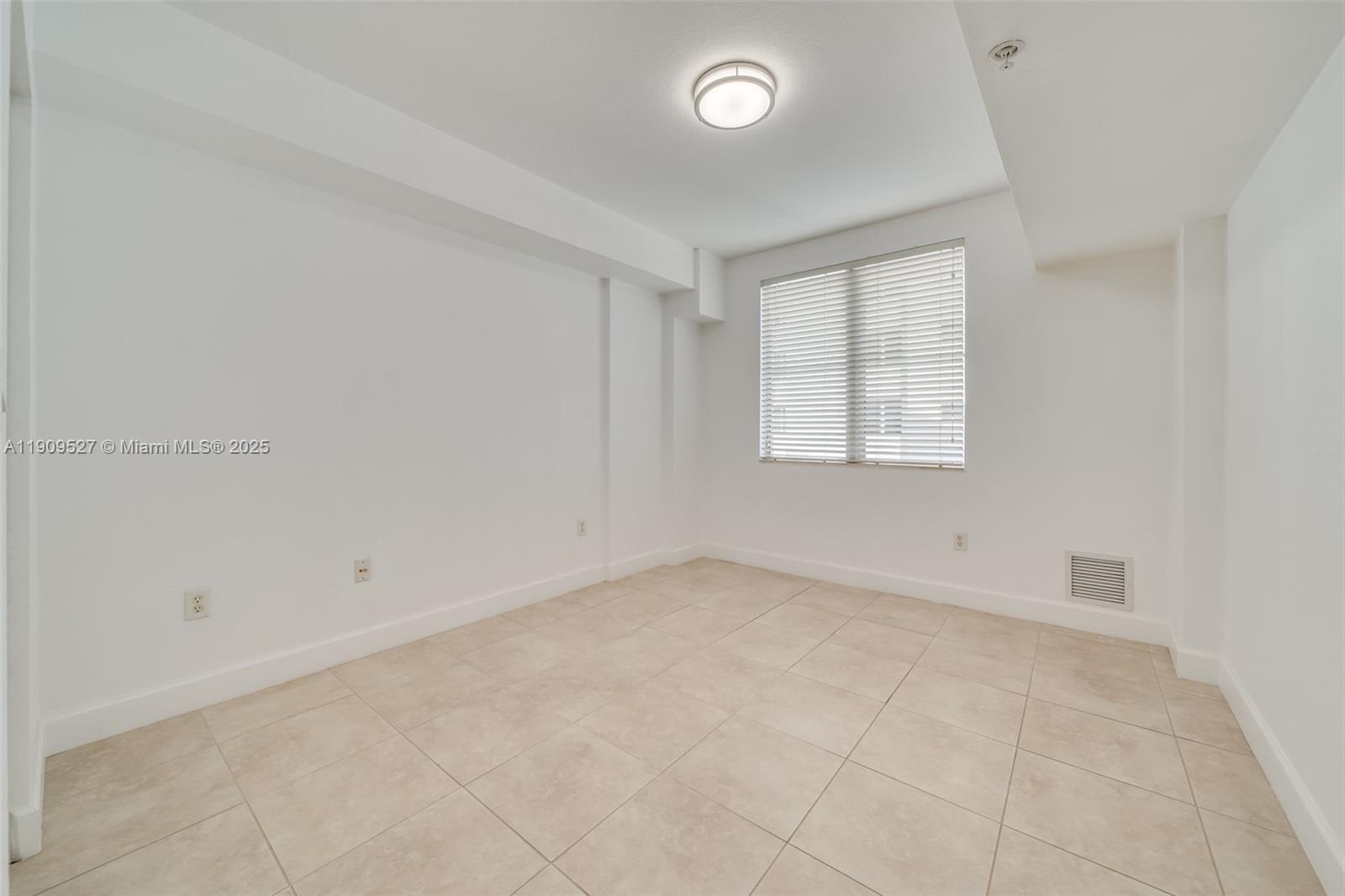 Photo of 1830 Radius Dr  #823, Hollywood, Florida, 33020 - 2nd bedroom