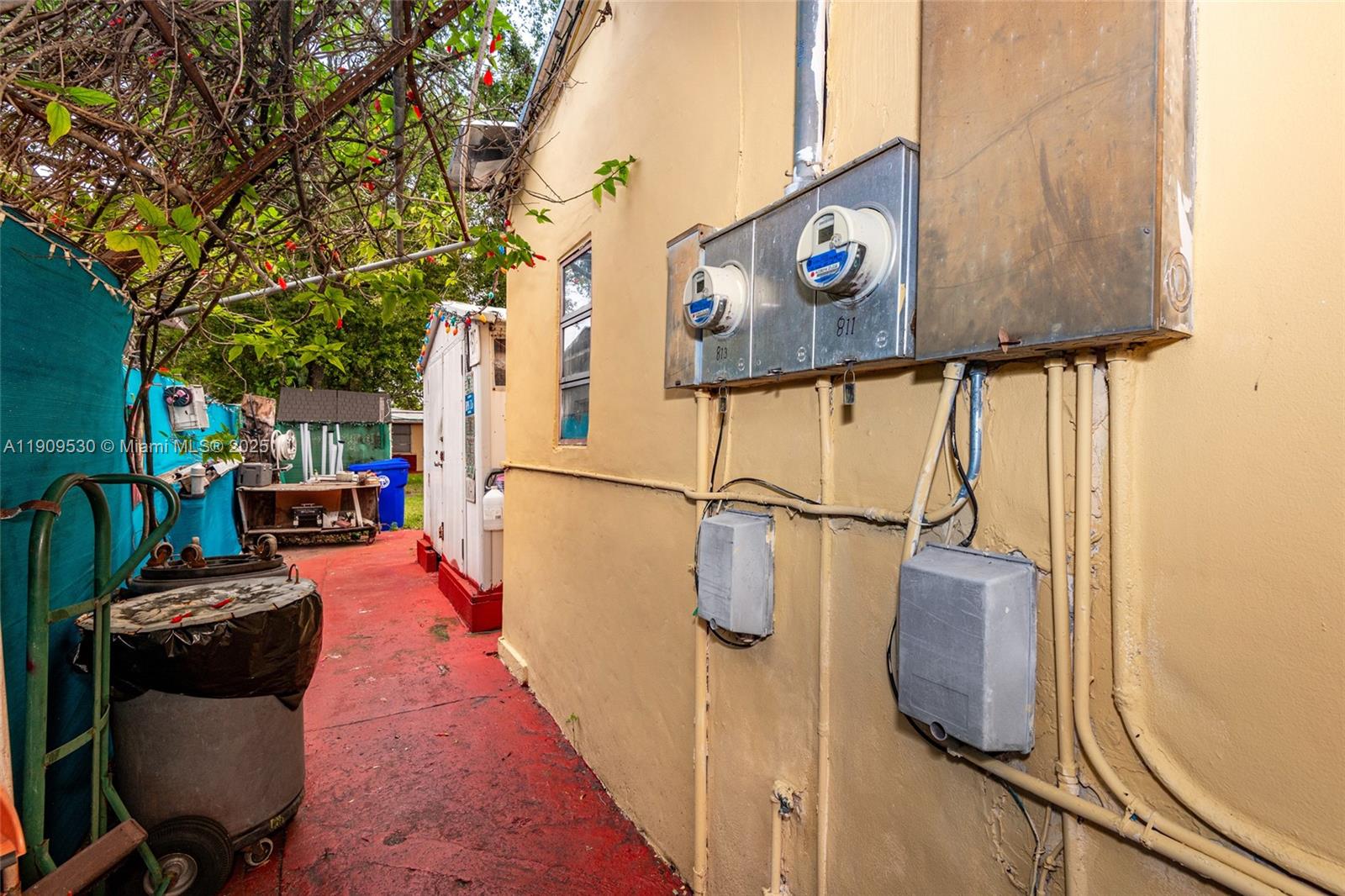 See details / 2206 sq. ft. $ 2025-11-06 0 Photo