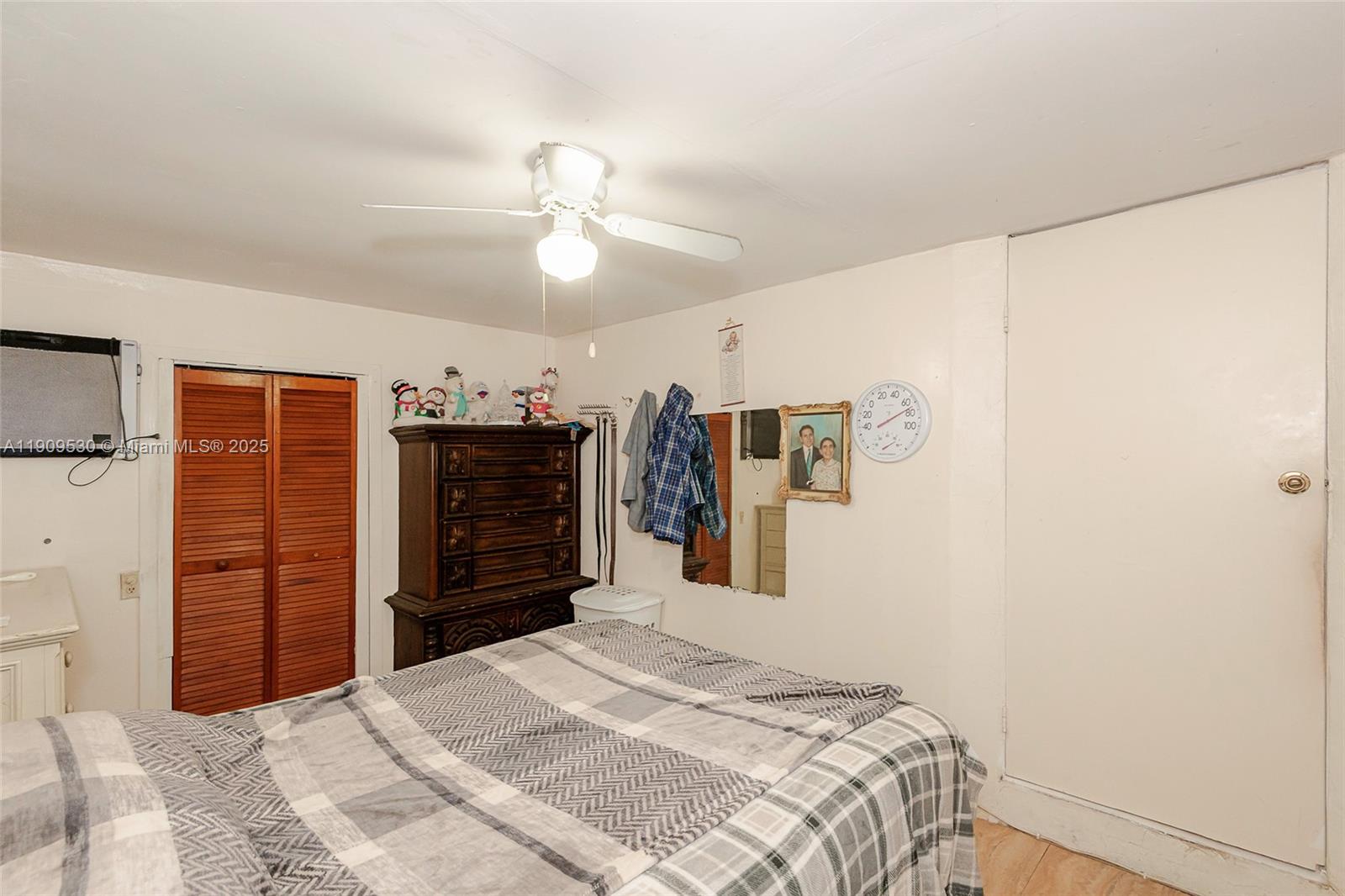 See details / 2206 sq. ft. $ 2025-11-06 0 Photo