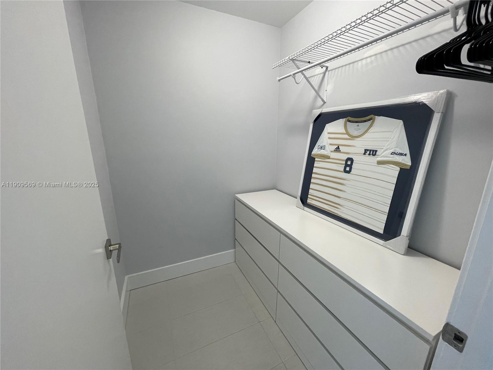 Photo of 17301 Biscayne Blvd  #1506, North Miami Beach, Florida, 33160 - 